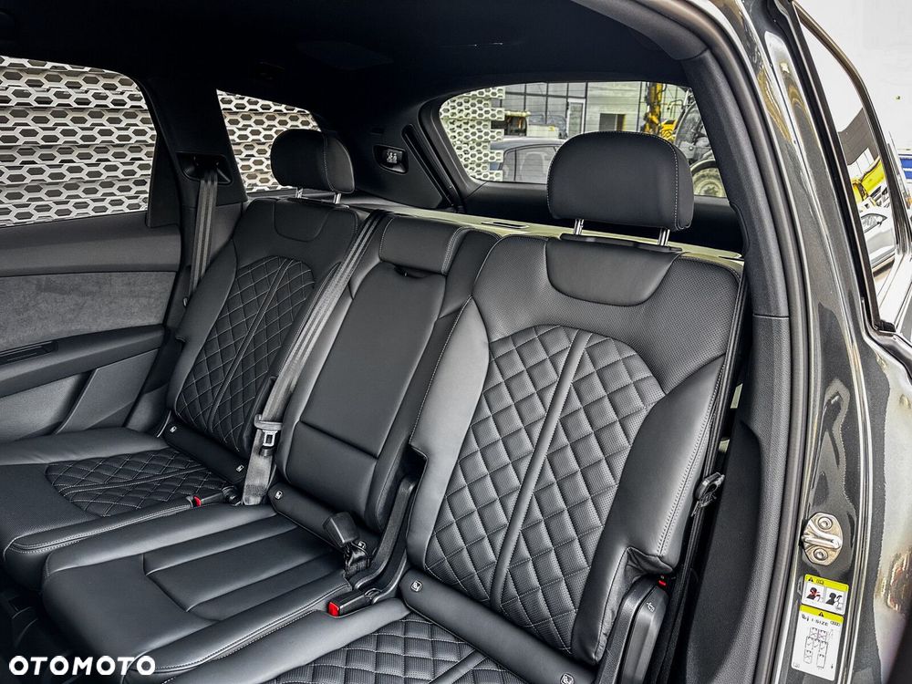 Audi Q7 - 38