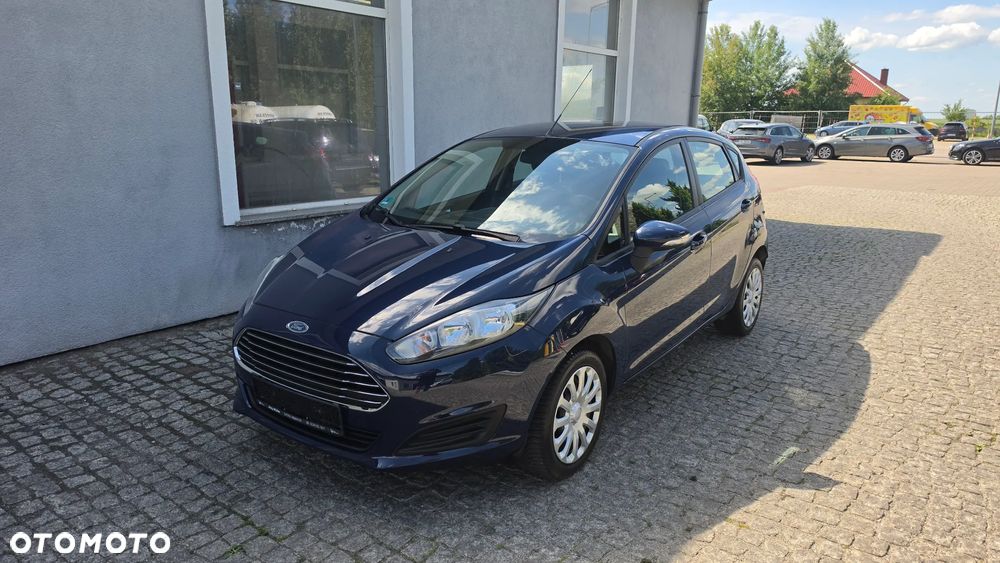 Ford Fiesta 1.25 Celebration - 3