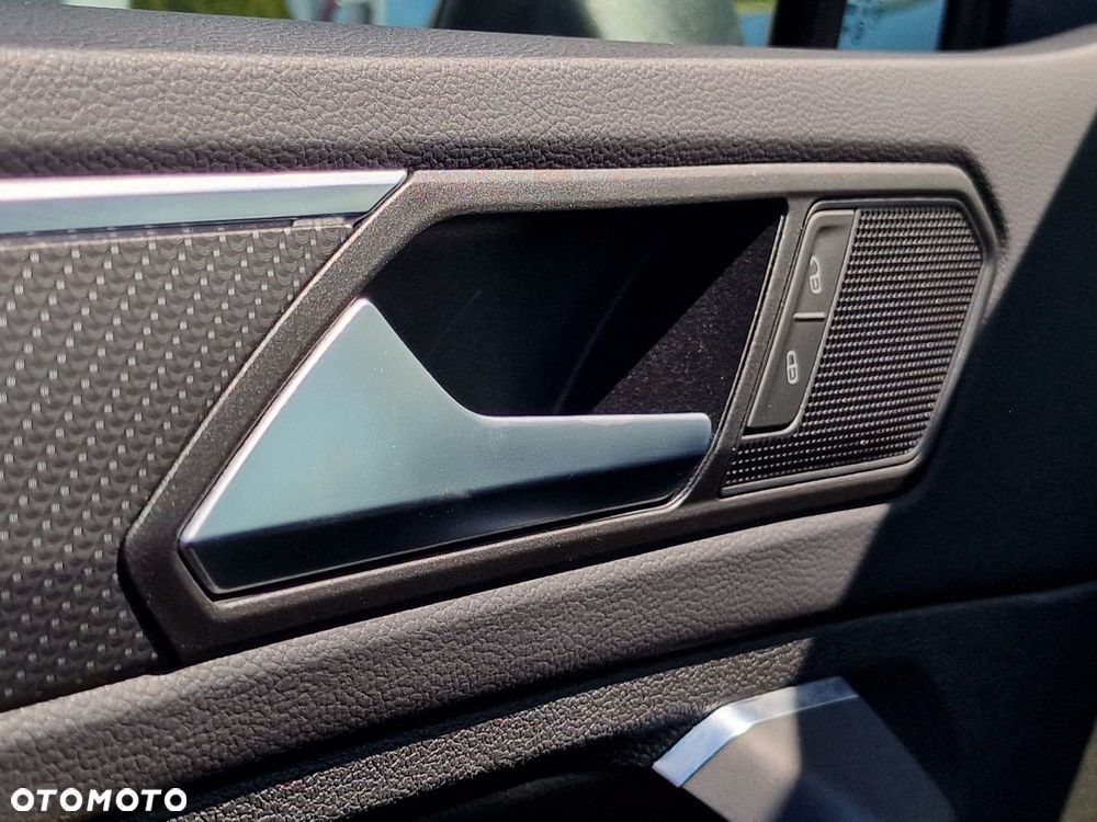 Volkswagen Tiguan 2.0 TDI SCR 4Mot R-Line DSG - 26