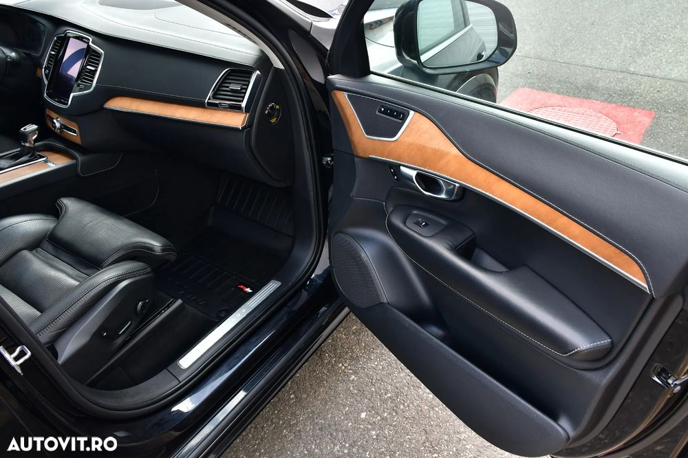Volvo XC 90 D5 AWD Inscription - 17