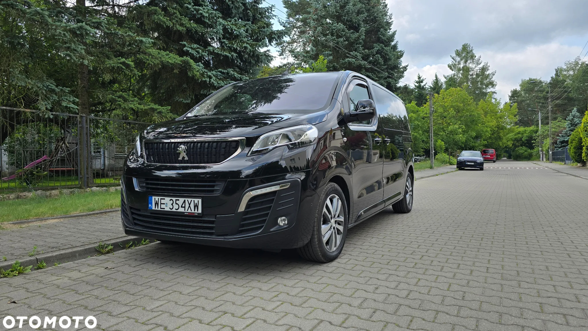 Peugeot Traveller - 14
