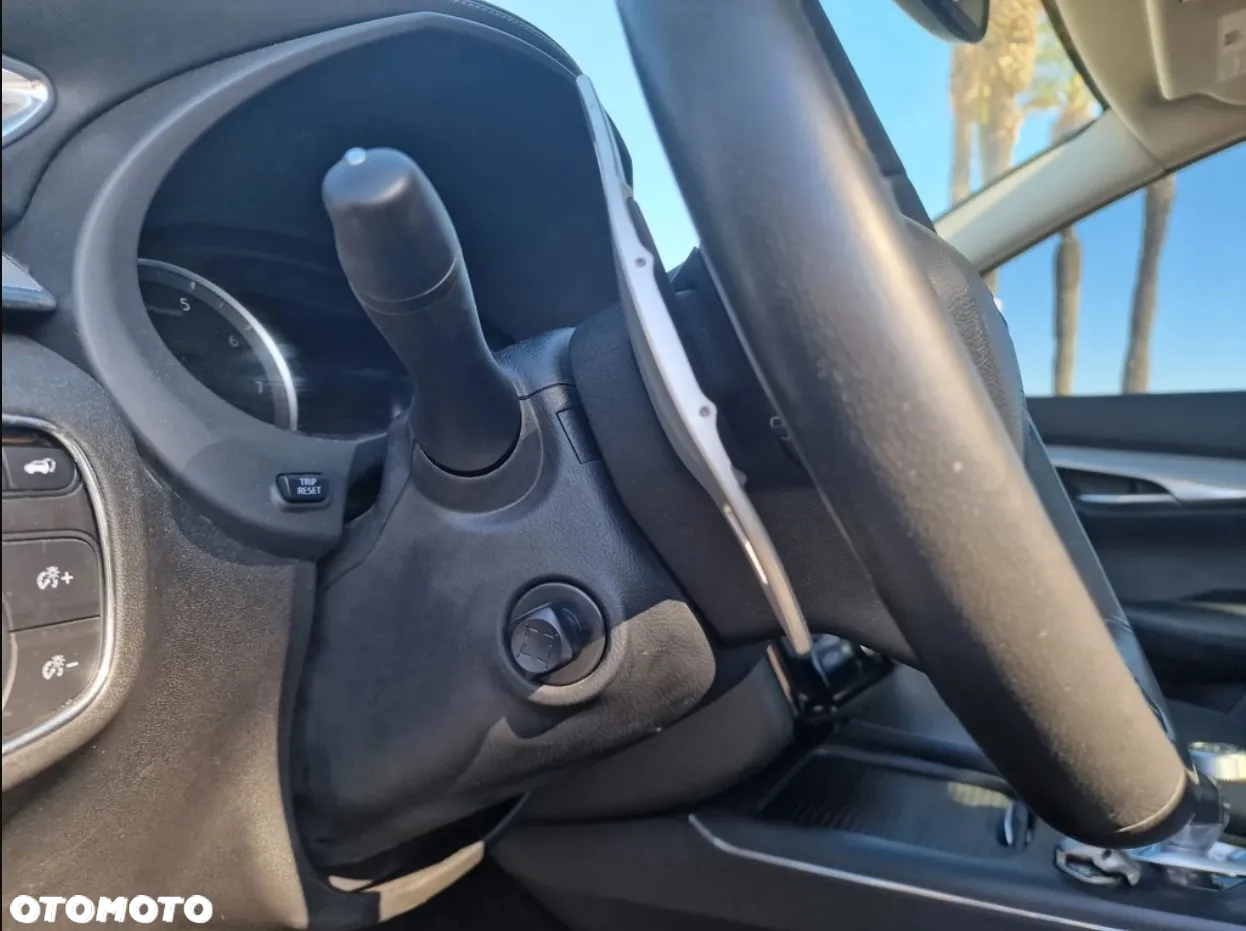 Infiniti QX50 - 25