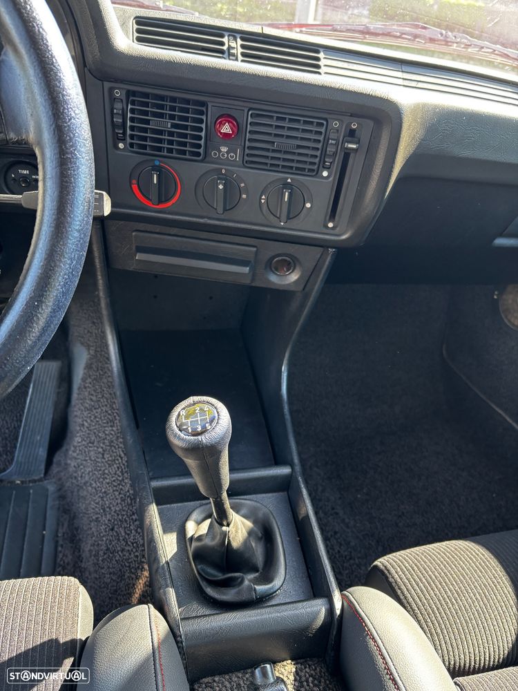 BMW 323 - 10