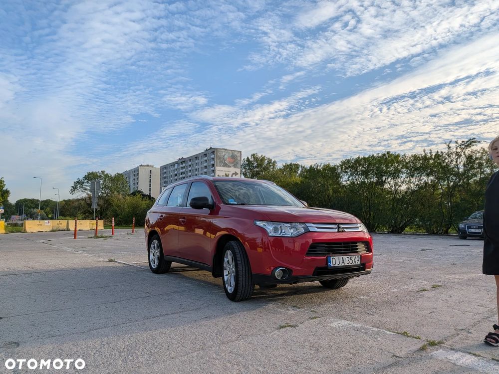 Mitsubishi Outlander 2.0 City Style 2WD - 2