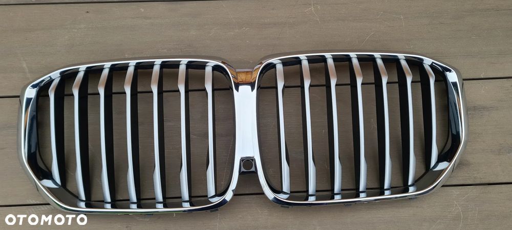 BMW X5 G05 Grill oraz Wydechy - 1