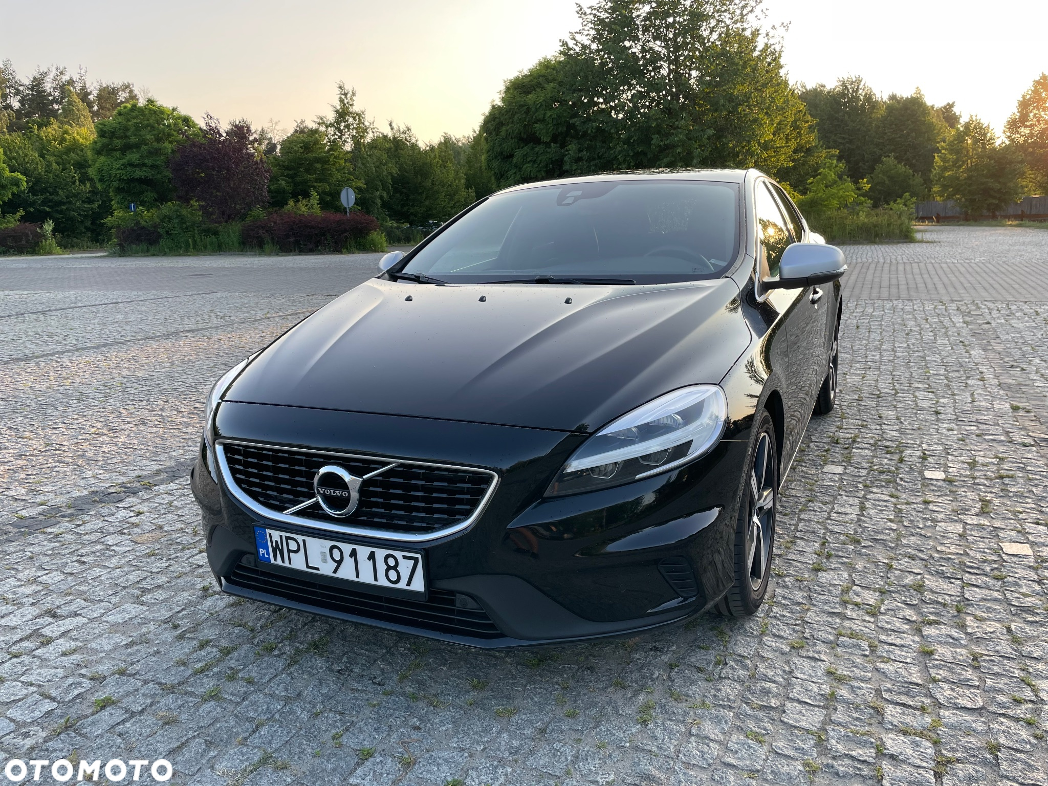 Volvo V40 D3 Geartronic RDesign - 2