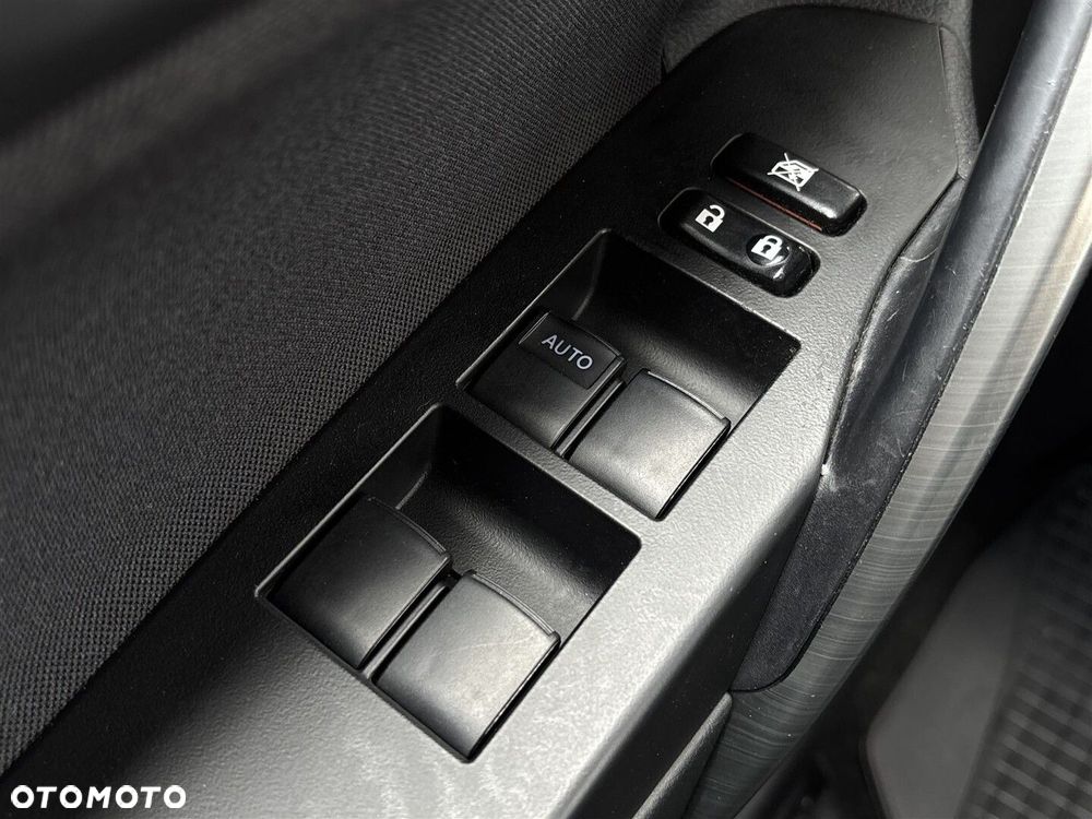 Toyota Auris 1.6 Premium - 20