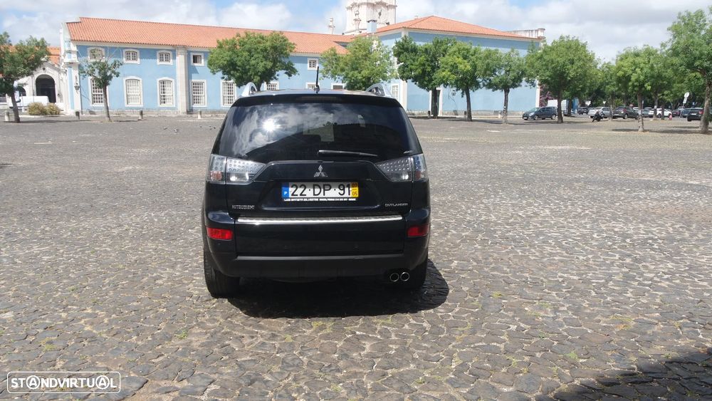 Mitsubishi Outlander 2.0 DI-D Intense 4WD - 6
