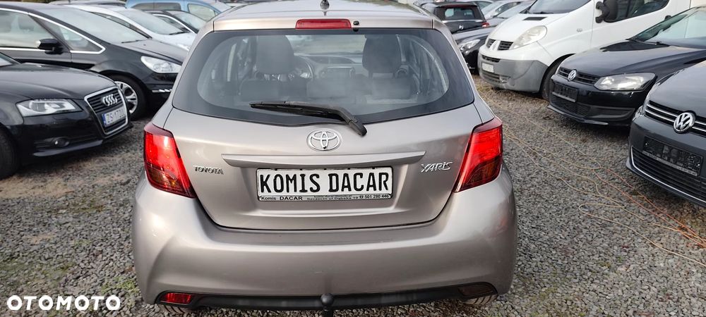 Toyota Yaris 1.4 D-4D Premium EU6 - 7
