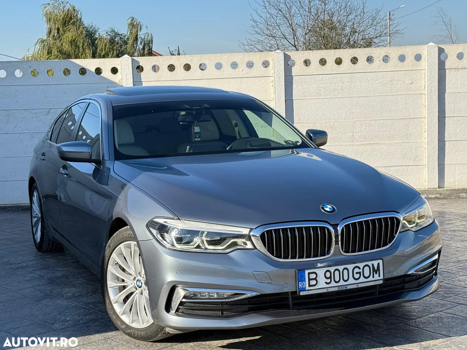 BMW Seria 5 520d AT - 24