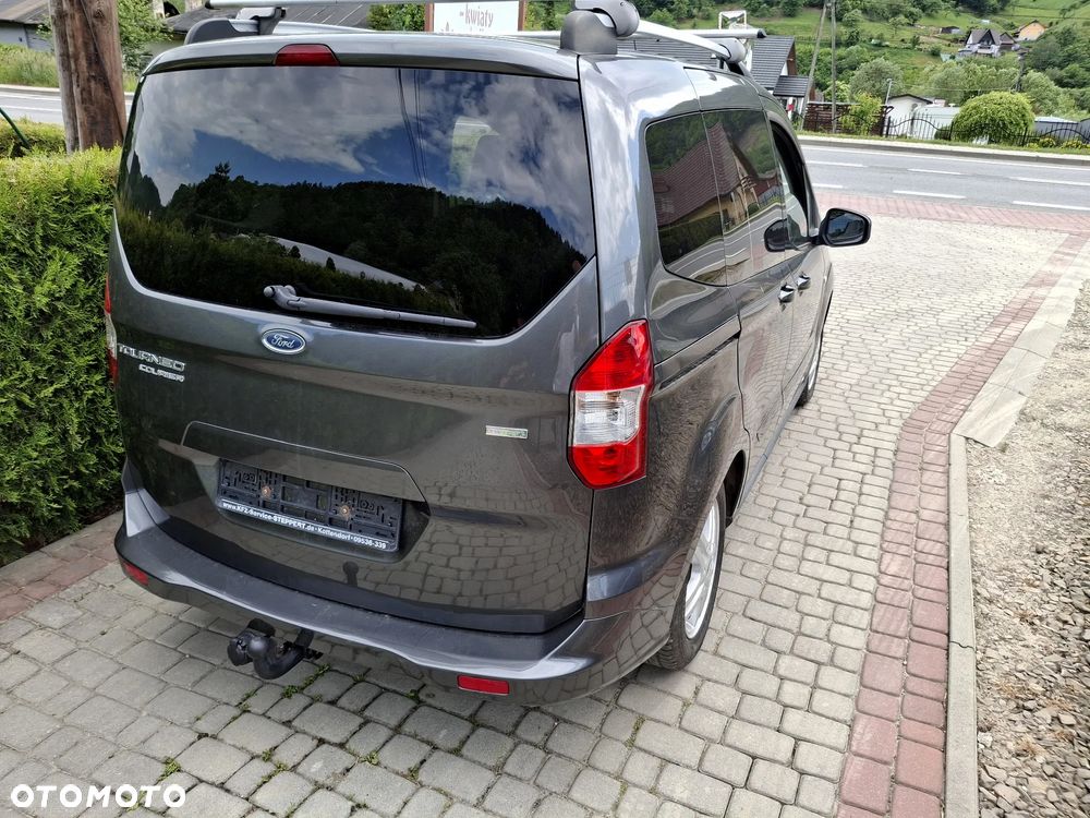 Ford Tourneo Courier 1.0 EcoBoost S&S Titanium - 12