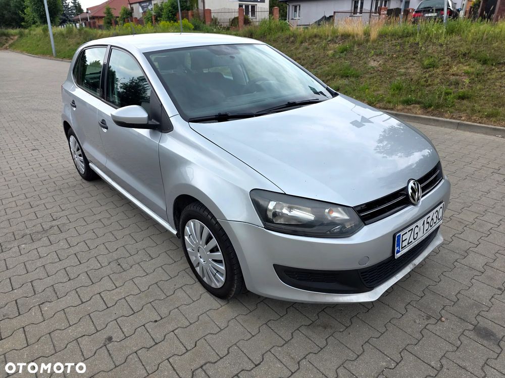 Volkswagen Polo - 2