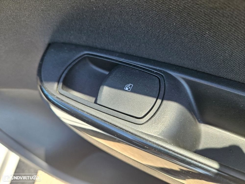 Opel Corsa 1.3 CDTi Dynamic - 33