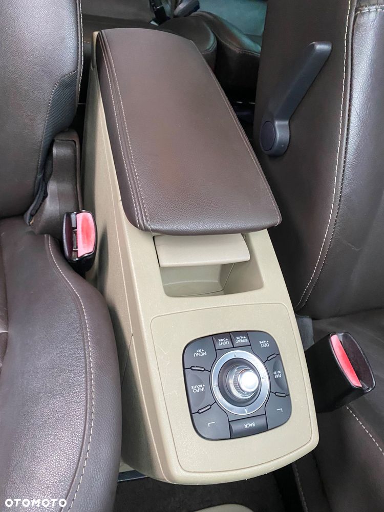 Renault Scenic 1.9 dCi Privilege - 17