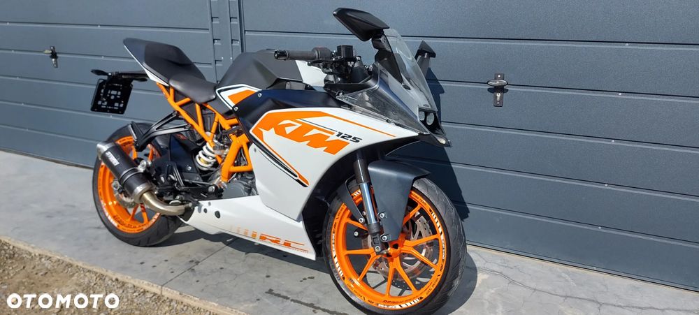 KTM RC 125 - 32