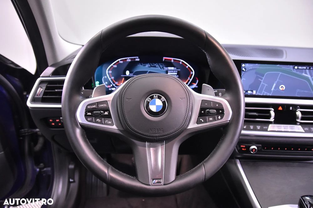 BMW Seria 3 320i Touring Aut. - 16