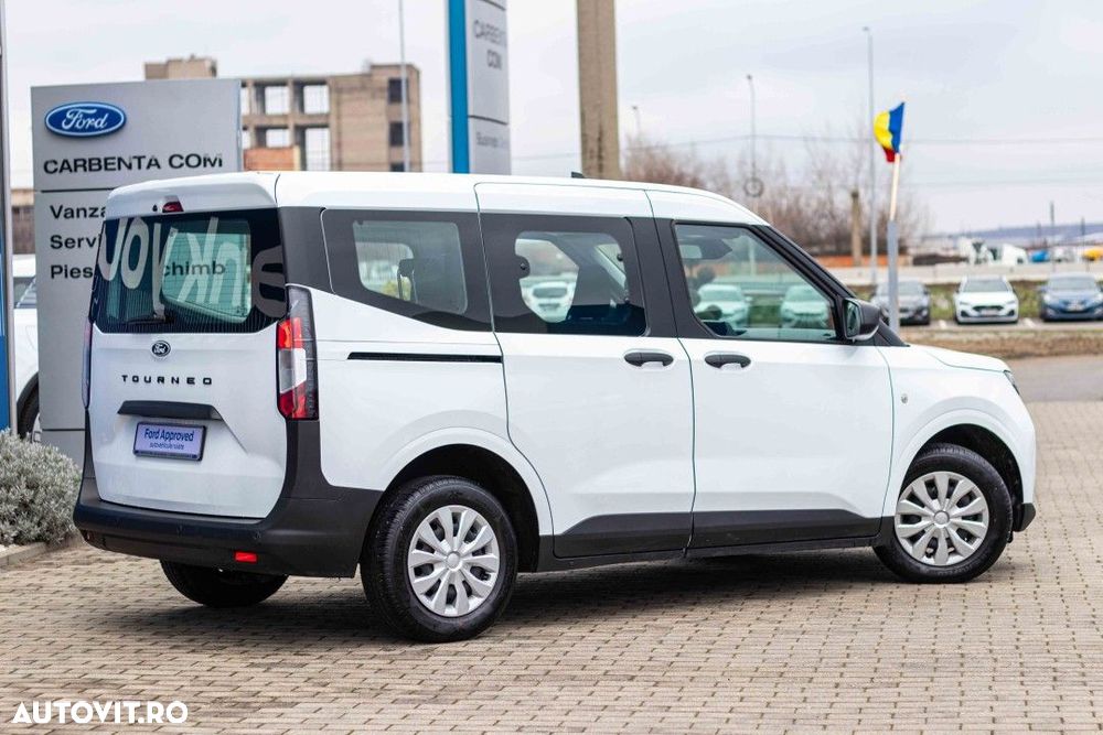 Ford Tourneo Courier 1.0 EcoBoost Trend - 11