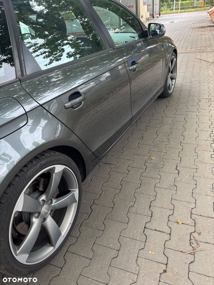 Audi A4 Avant 2.0 TDI DPF multitronic S line Sportpaket - 6