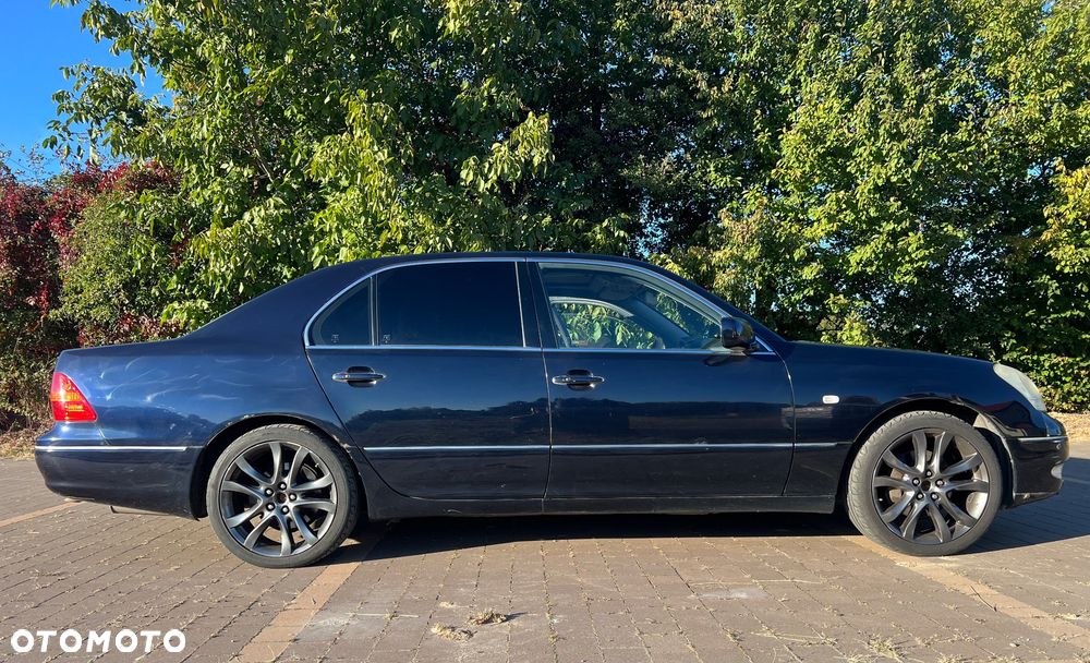 Lexus LS - 20