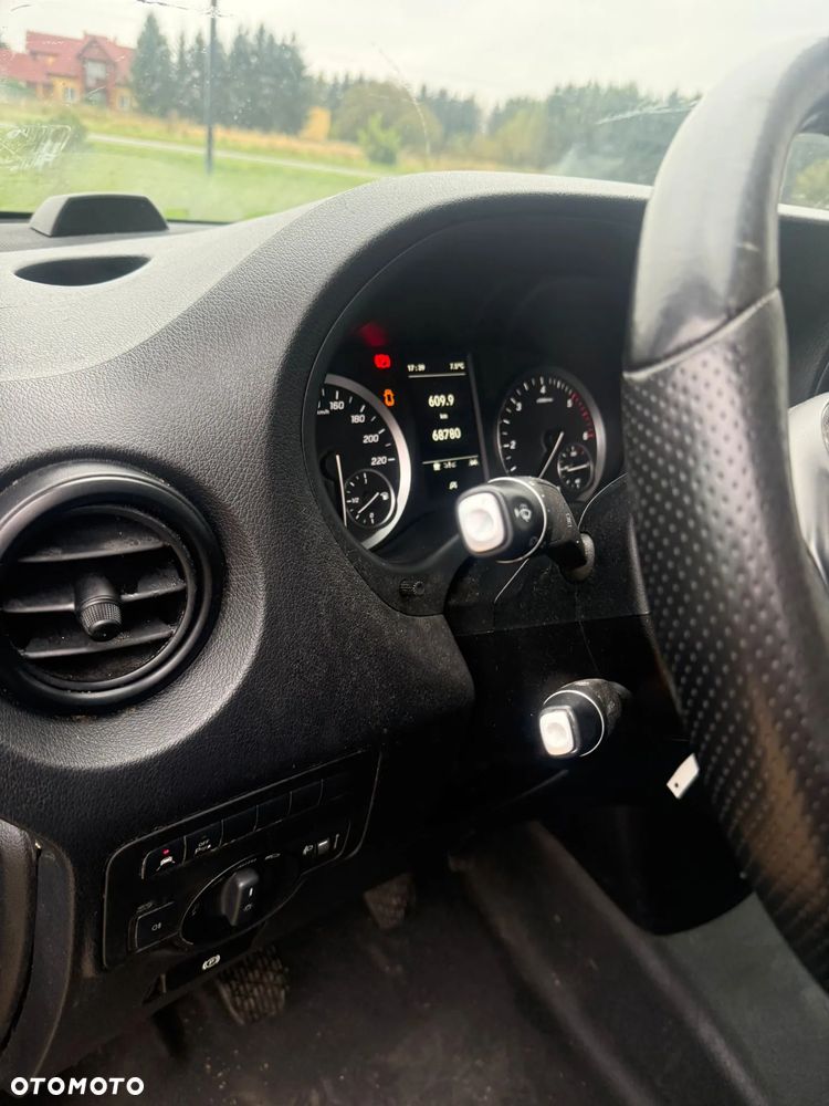 Mercedes-Benz Vito - 8