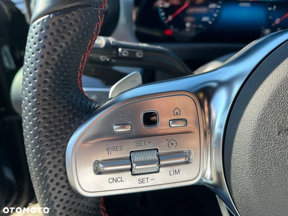 Mercedes-Benz CLA 200 AMG Line 7G-DCT - 28