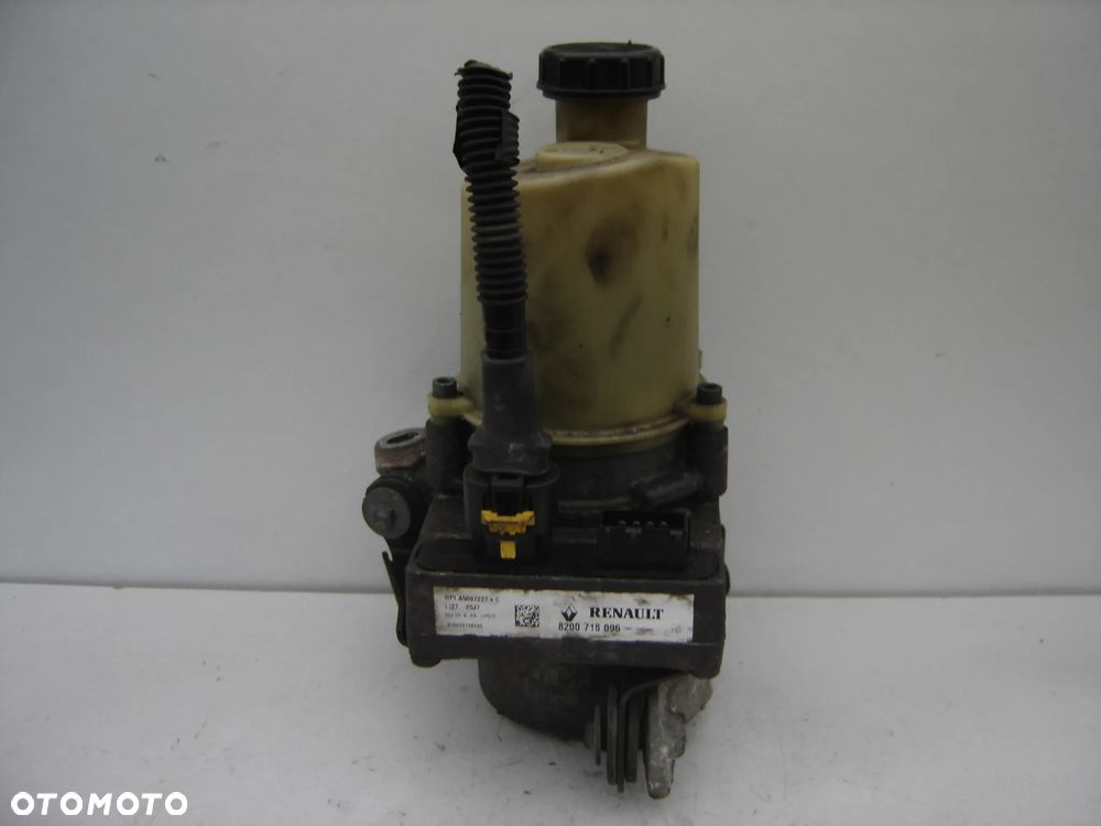 Renault Kangoo pompa wspomagania