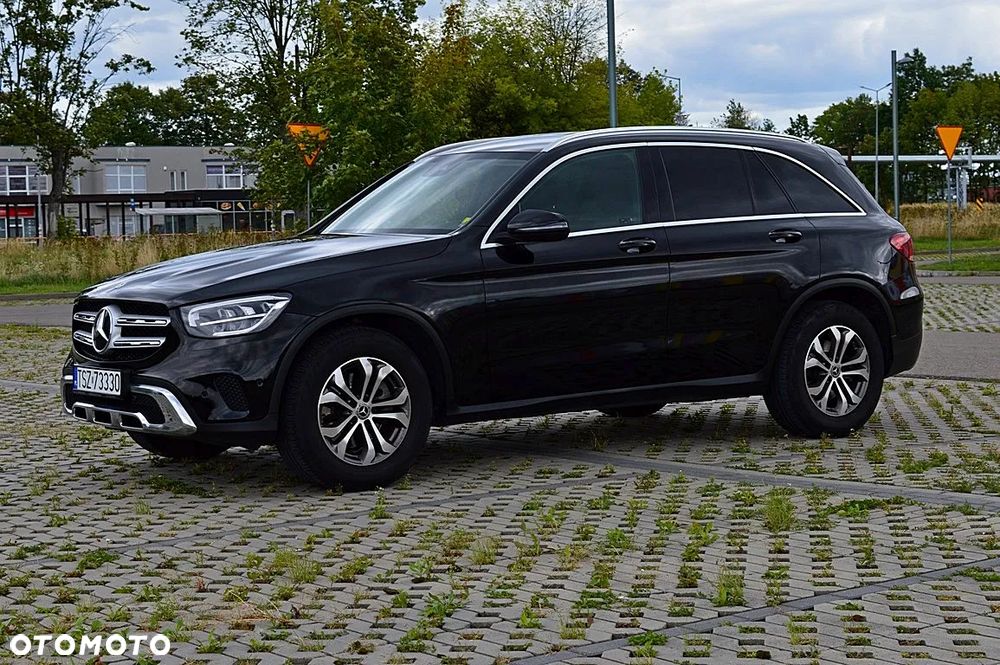 Mercedes-Benz GLC - 4