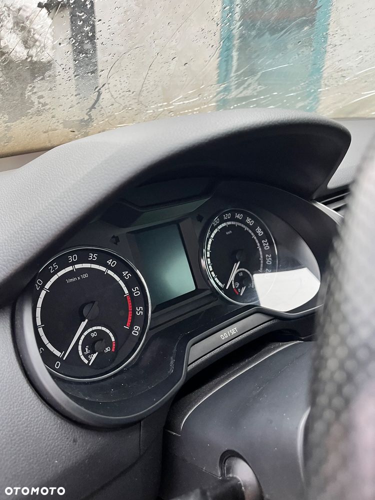 Skoda Octavia 2.0 TDI 4x4 RS DSG - 11