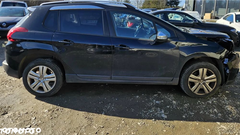 Peugeot 2008 PureTech 130 GPF Stop&Start Signature - 7