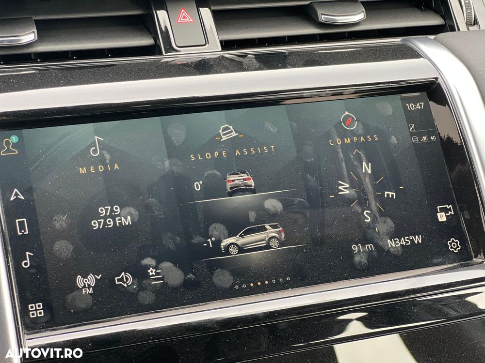 Land Rover Discovery Sport - 12