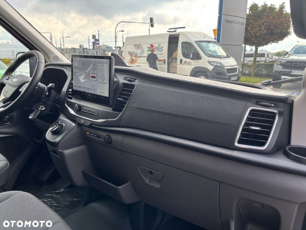 Ford Transit - 21