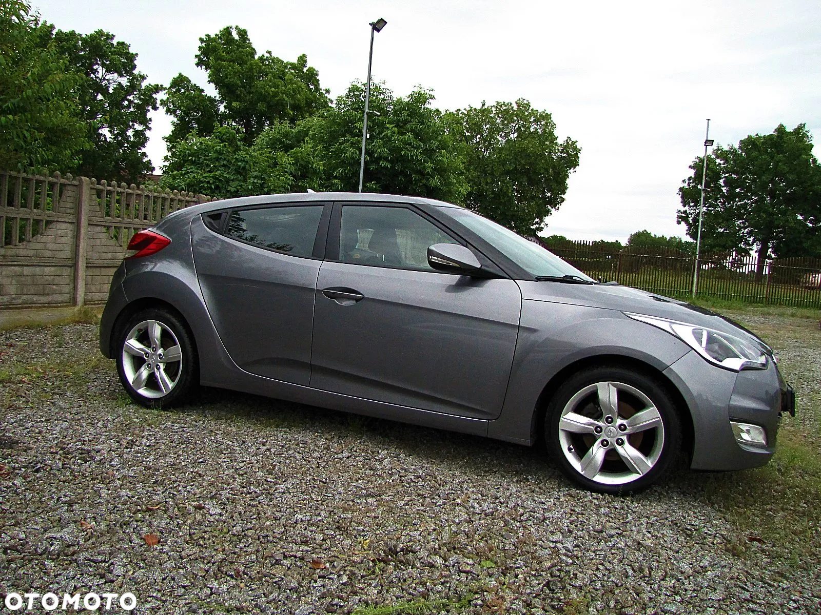 Hyundai Veloster 1.6 GDI Style - 11