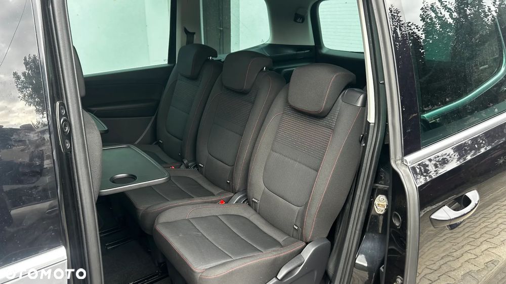 Volkswagen Sharan - 17