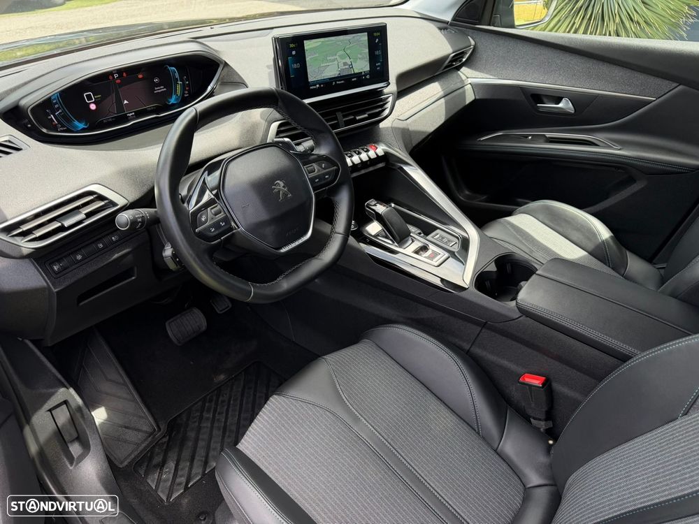 Peugeot 3008 1.6 Hybrid Allure e-EAT8 - 3