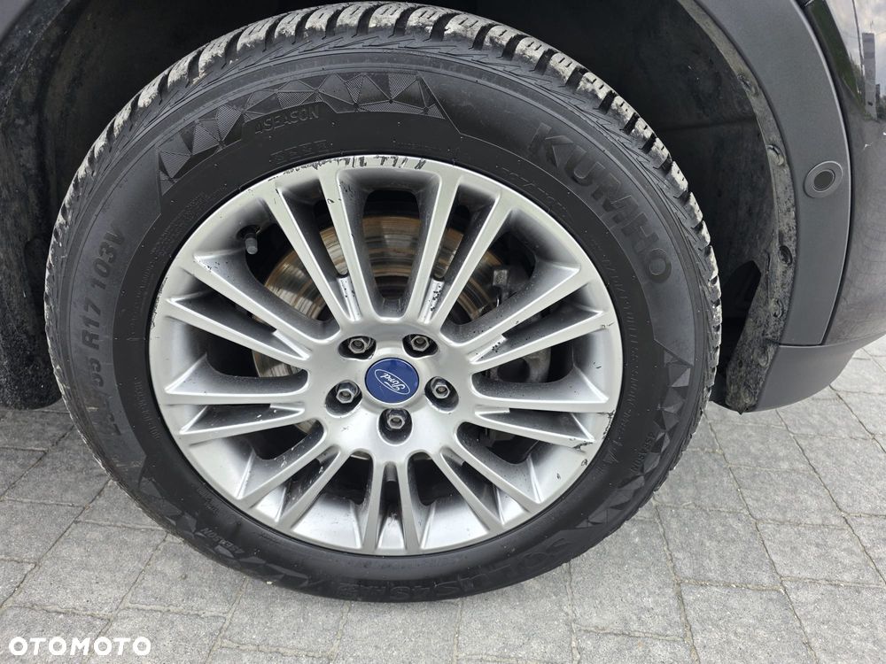 Ford Kuga - 10