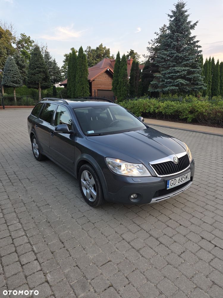 Skoda Octavia Scout 2.0 TDI DPF - 3