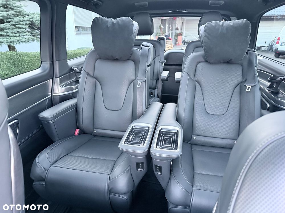 Mercedes-Benz Klasa V 300 d 4-Matic Exclusive 9G-Tronic (d³ugi) - 12