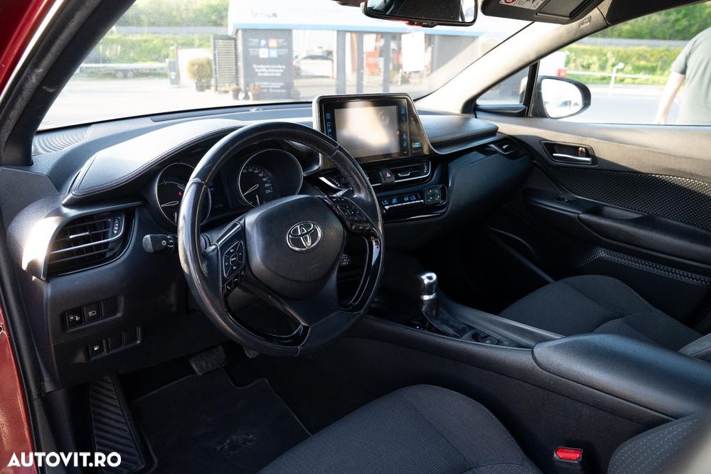 Toyota C-HR - 6