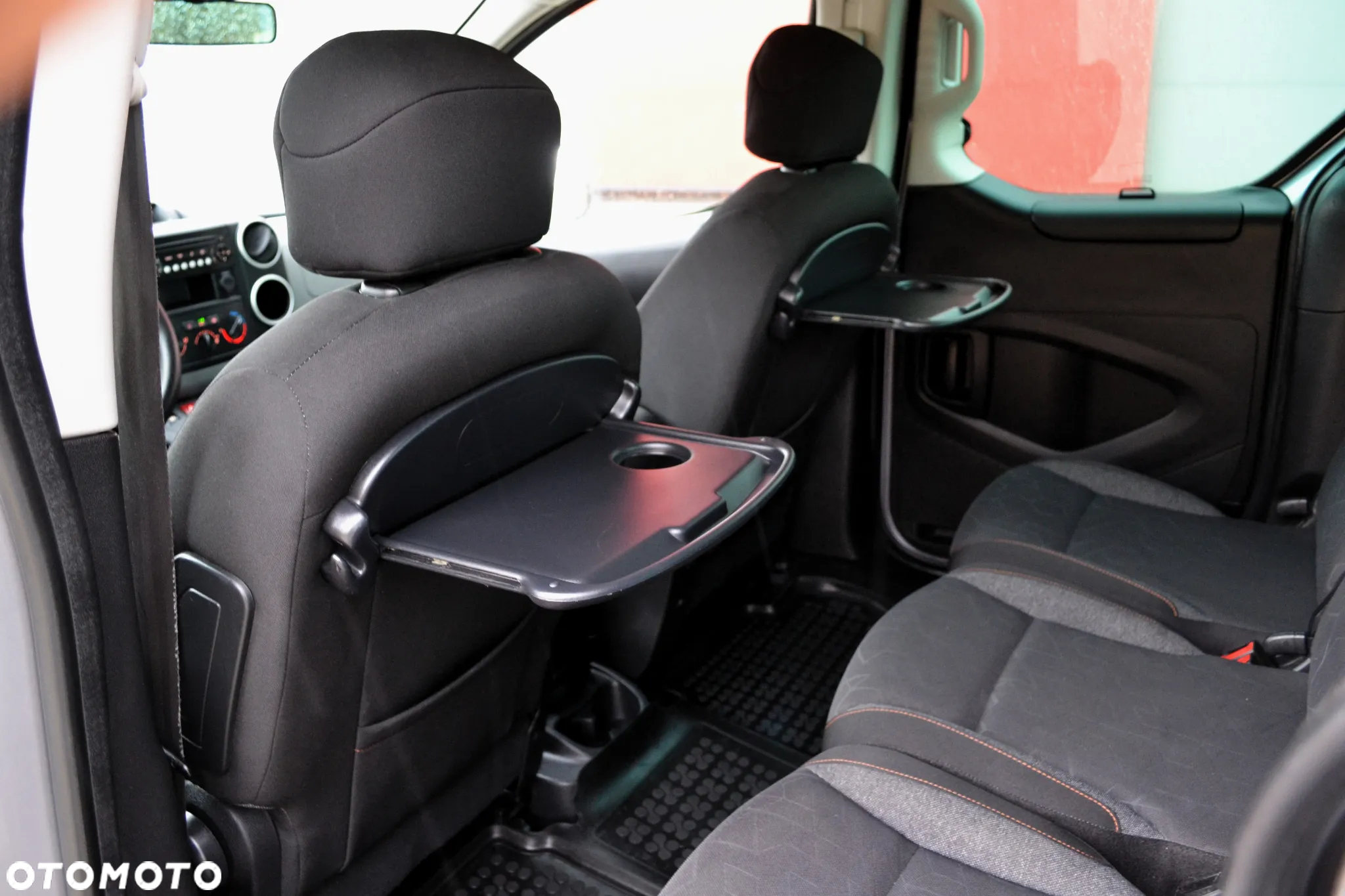Peugeot Partner 1.6 BlueHDi Outdoor - 21