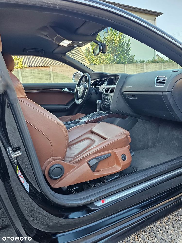 Audi A5 Coupé 2.7 TDI Multitronic - 5
