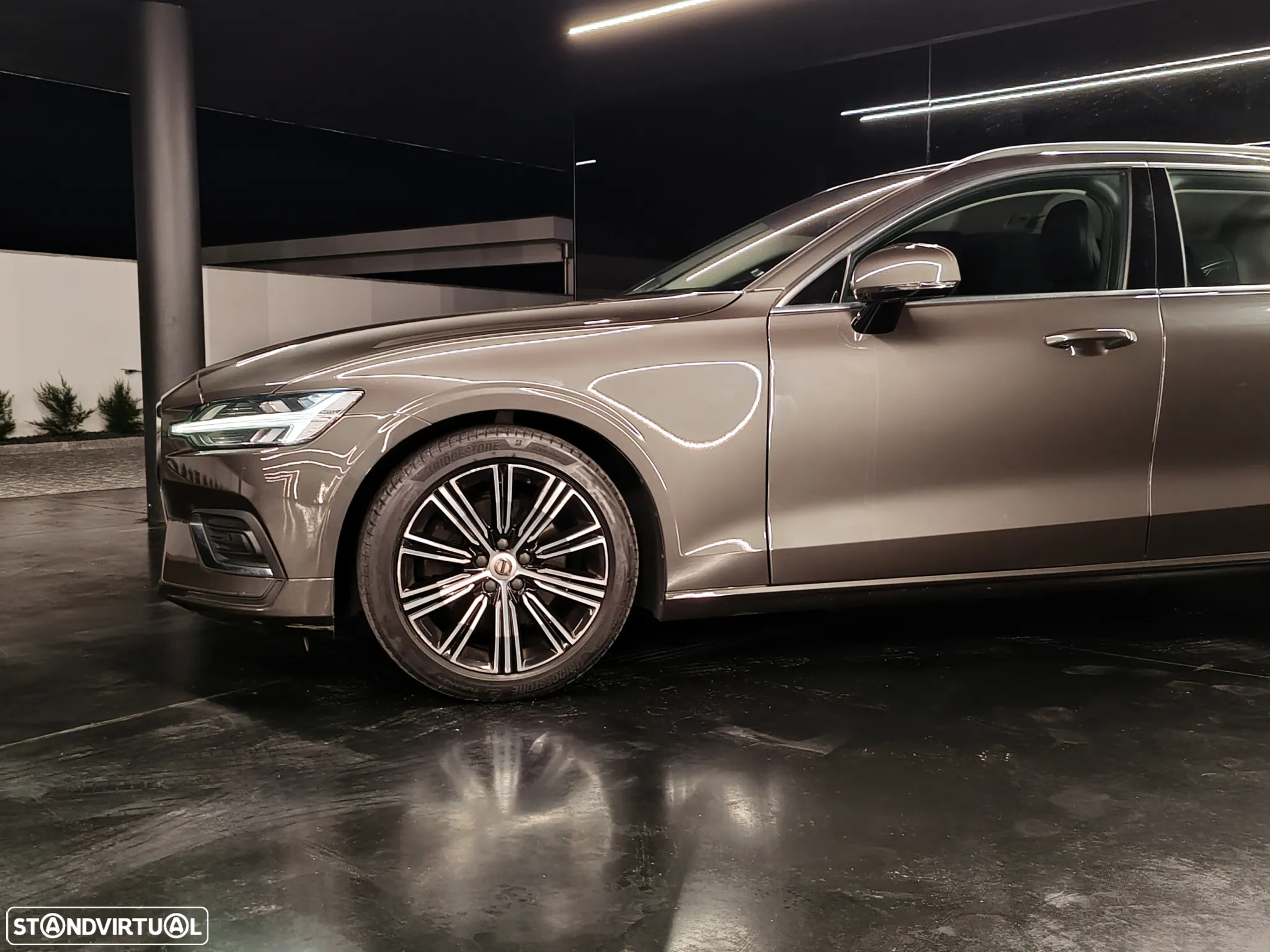 Volvo V60 2.0 D4 Inscription Geartronic - 10