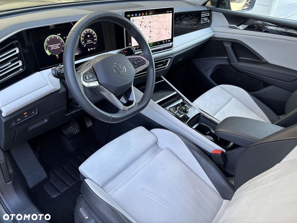 Volkswagen Tiguan - 16