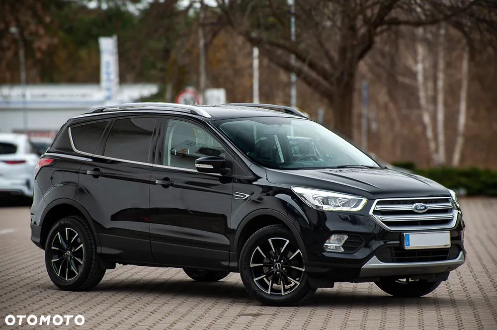 Ford Kuga 1.5 EcoBoost 2x4 Cool & Connect - 11