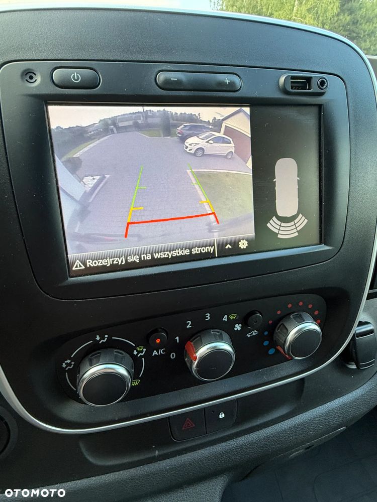 Renault Trafic - 28