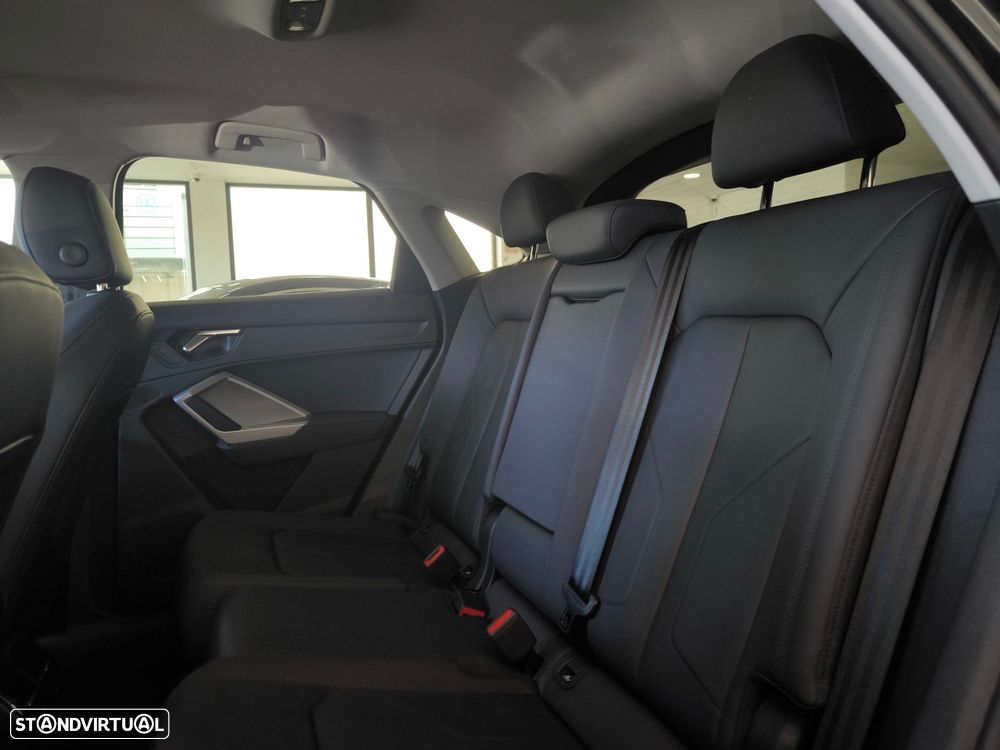 Audi Q3 Sportback 45 TFSIe S tronic - 11