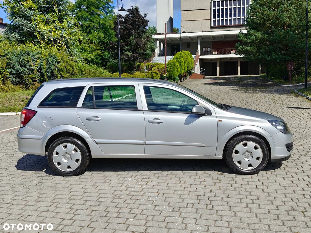 Opel Astra 1.6 Cosmo - 26