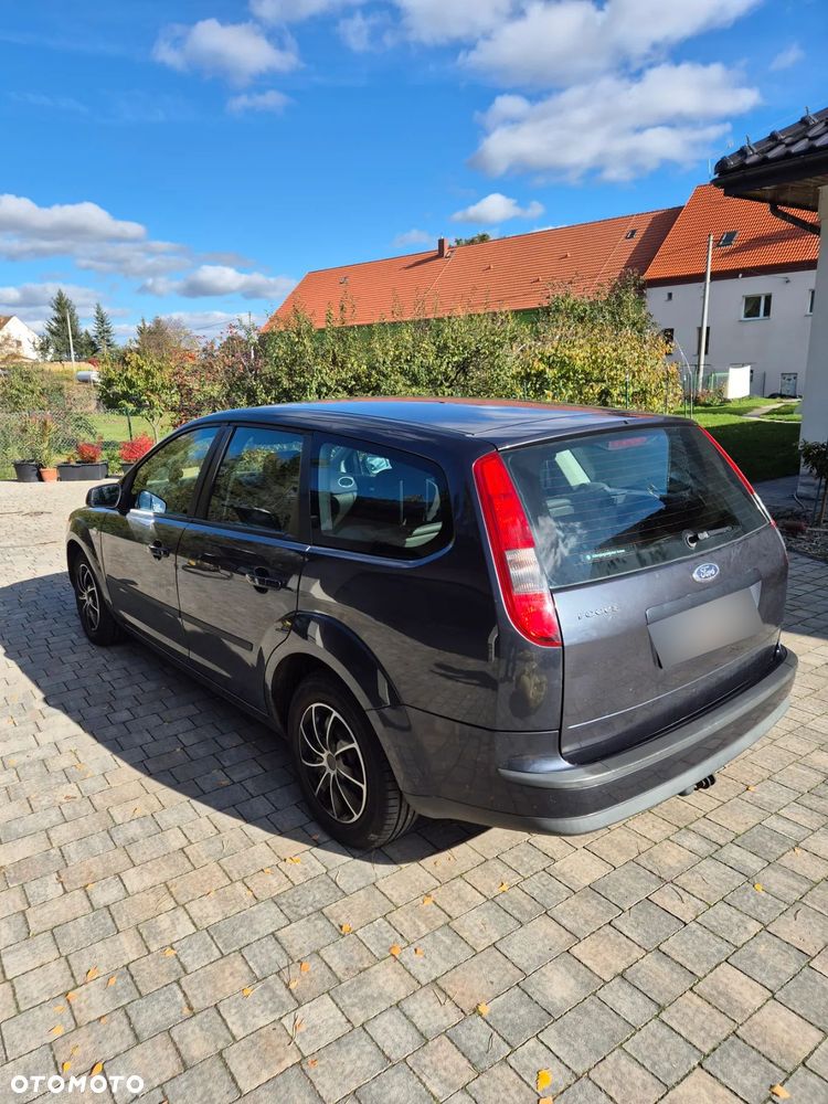 Ford Focus 1.6 Comfort - 10