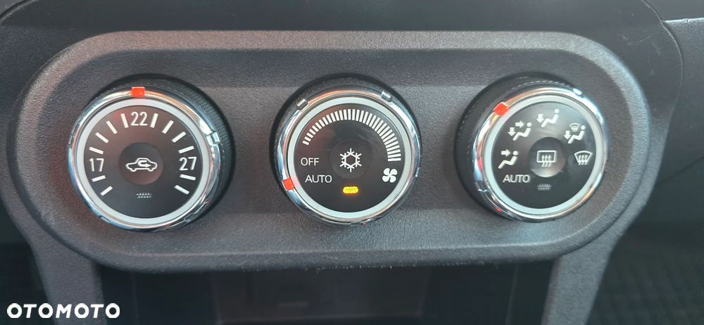 Mitsubishi Lancer 1.8 Inform LPG - 21