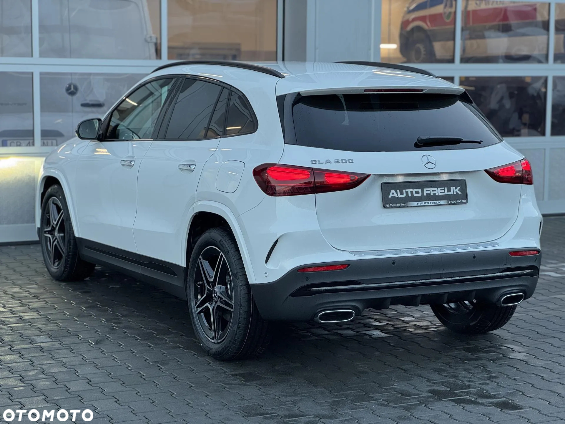 Mercedes-Benz GLA 200 AMG Line - 11