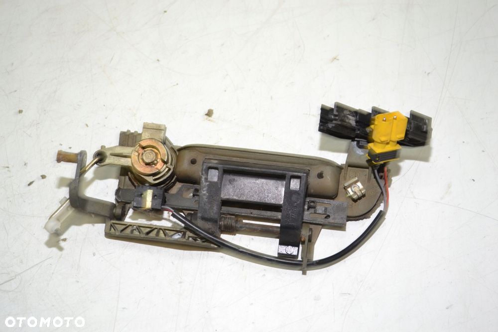 KLAMKA ZEWNĘTRZNA DRZWI PRAWY PRZÓD BMW E36 1960801 - 4